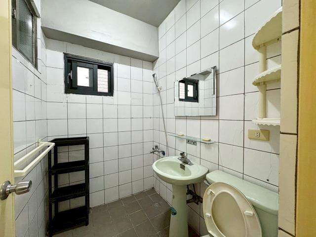 台中西屯華廈-8
