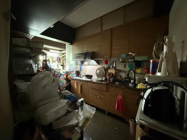 八里大樓法拍-4