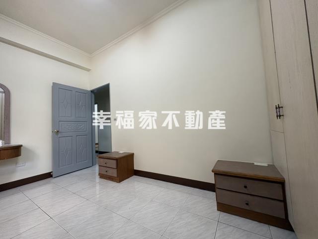 小港摩登四合院溫馨4房