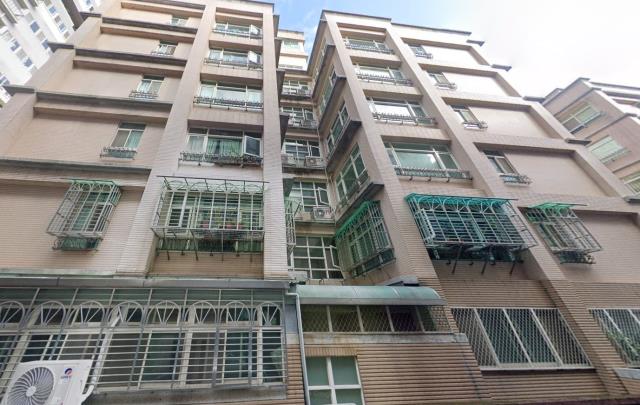 新北泰山華廈法拍-0