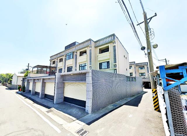 麥寮鄉興化4年別墅