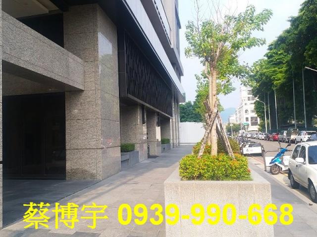 東區東英路親家景一方