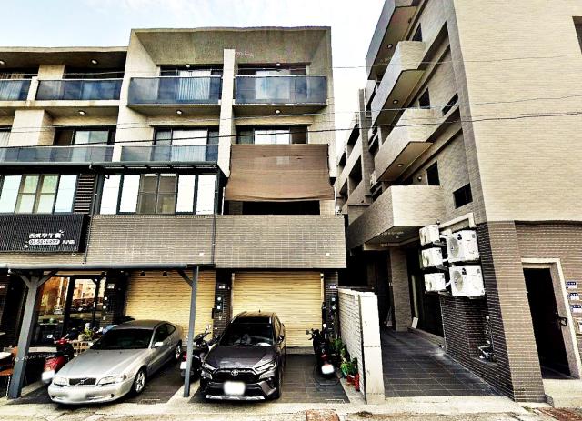 斗六市石榴路透天店墅