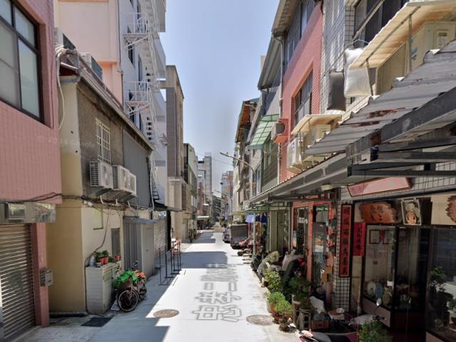 苓雅透天法拍-3