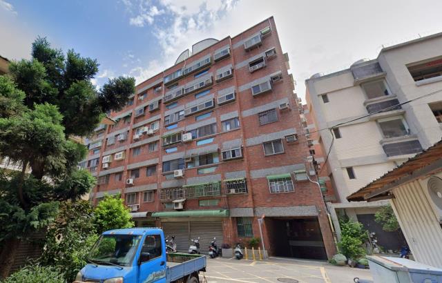 北區法拍屋武陵路御園優室法拍林小陽