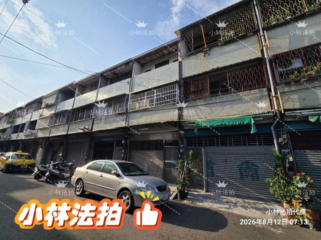 台中雙透天法拍-3