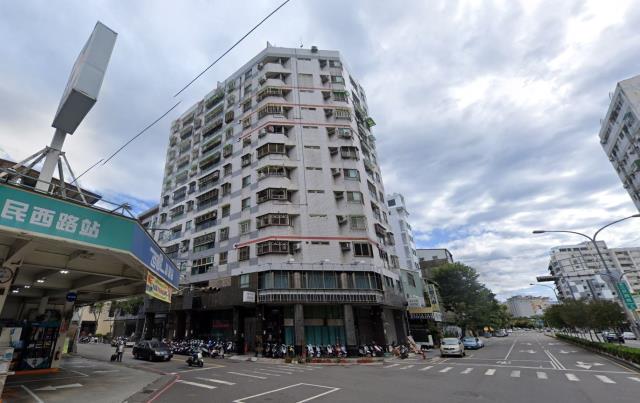 西區法拍屋樂群街印象大道2期優室法拍林小陽