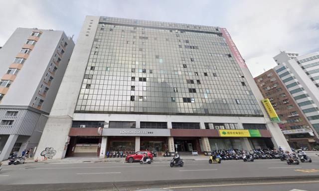 西區法拍屋民權路世華金融大樓優室法拍林小陽