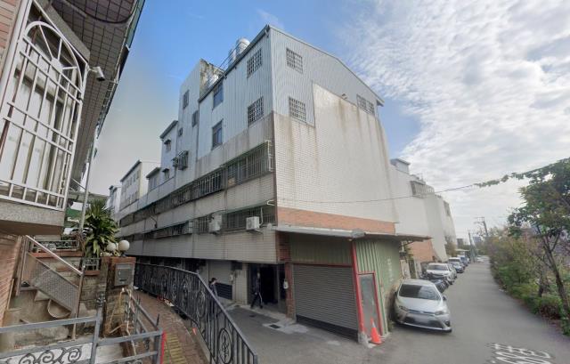 大雅區法拍屋龍善一街台灣原鄉車庫別墅優室法拍林小陽