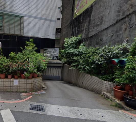 台北拍賣大樓-5