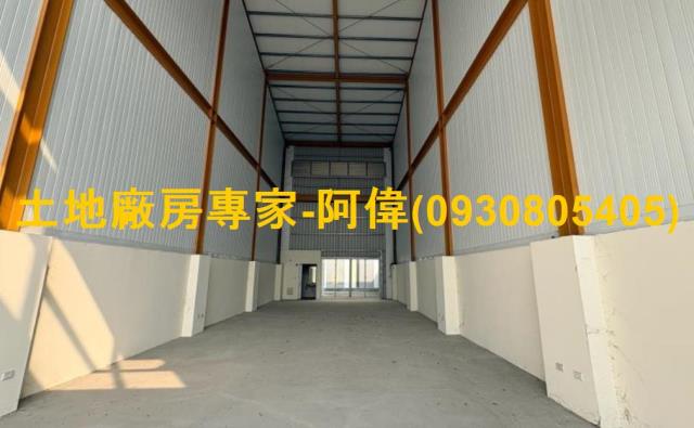 新市區黑金剛合法工業廠房100坪出售