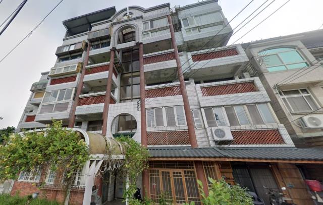 竹東鎮法拍屋金福街全家福花園城三樓優室法拍林小陽