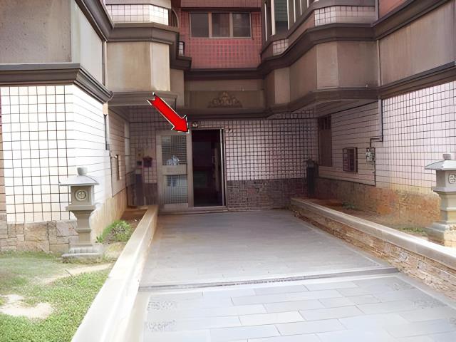 桃園楊梅大樓法拍-2