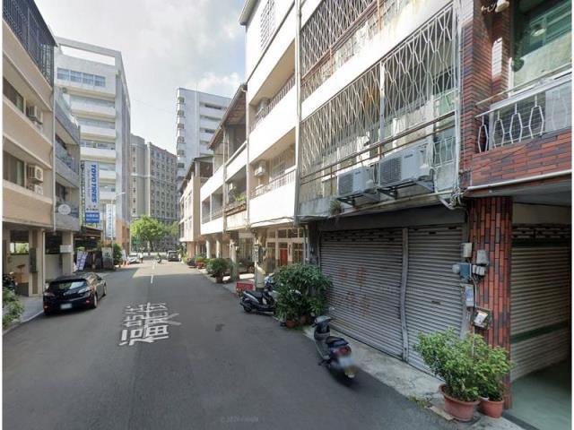 台中西區透天法拍-2