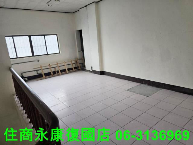 台南東區透天-13