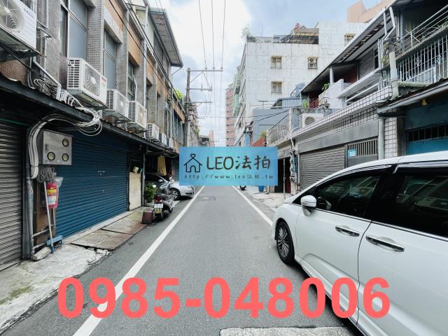 三重法拍透天-6