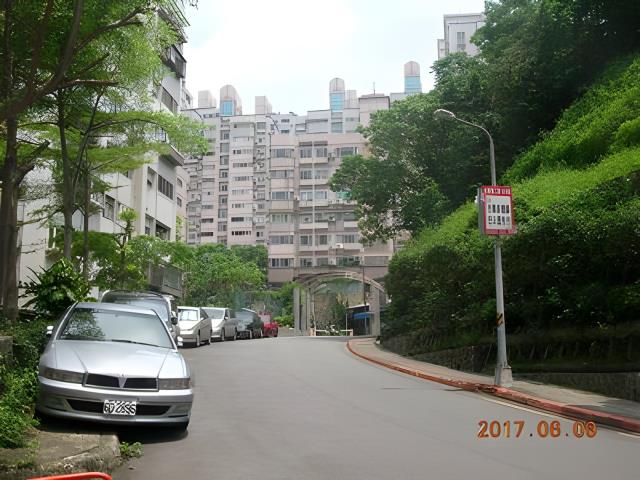 台北文山區大樓法拍-6
