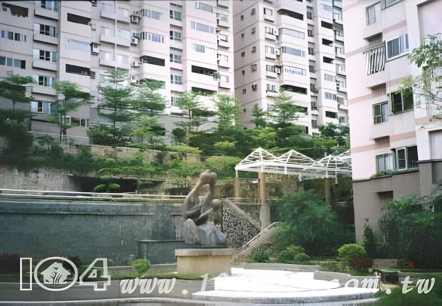 台北文山區大樓法拍-0