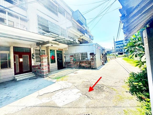 新竹市長興街邊間透天