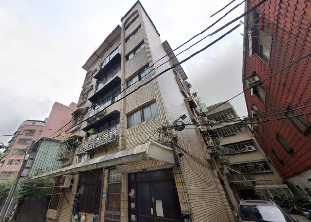 新北汐止法拍公寓-3