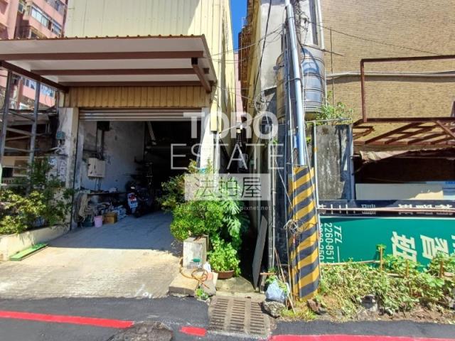 八里公寓法拍-0