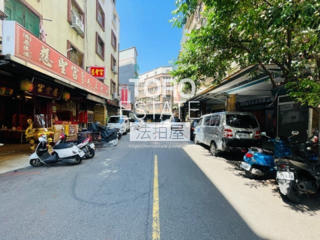 三重拍賣透天-6