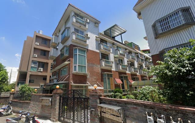 北屯區法拍屋東山路一段東山商圈別墅社區優室法拍林小陽