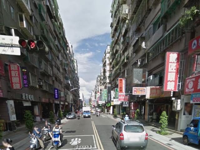 新莊拍賣大樓-7