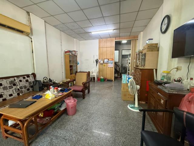 沙鹿區北勢國小臨路店住透天4房3廳3衛騎樓停車