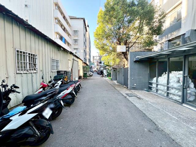 台中龍井透天-1