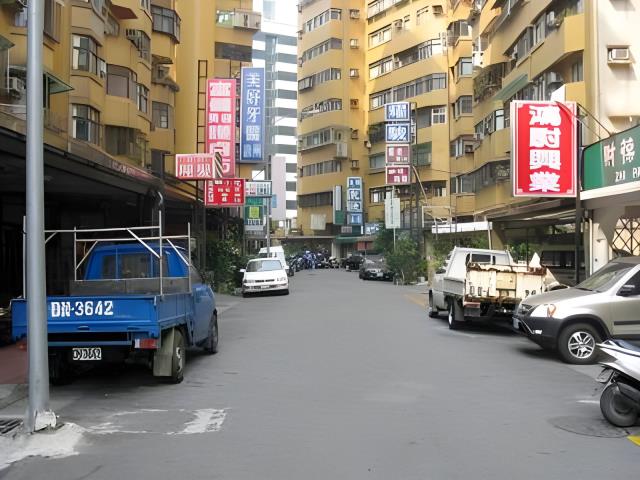 台北信義區華廈法拍-2