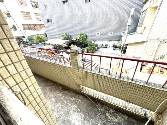 東區透天-13