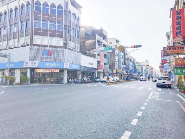 台南南區透天-13