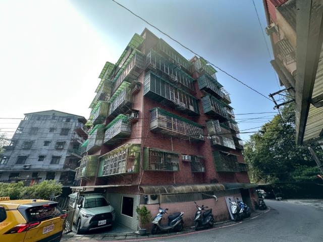 新北新店華廈法拍-0