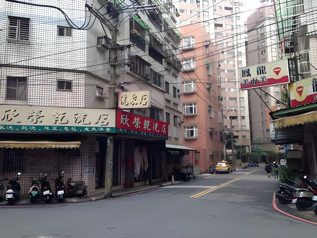 中壢華廈法拍-3