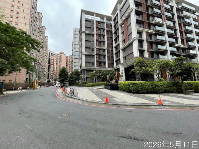 新北淡水華廈法拍-1