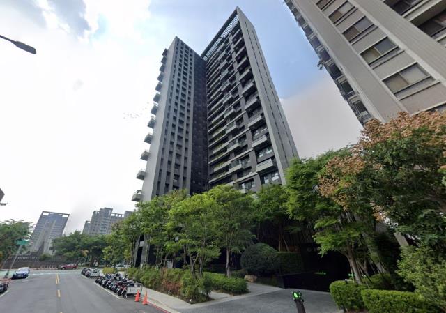北屯區法拍屋崇德十路一段惠宇PARK23優室法拍林小陽