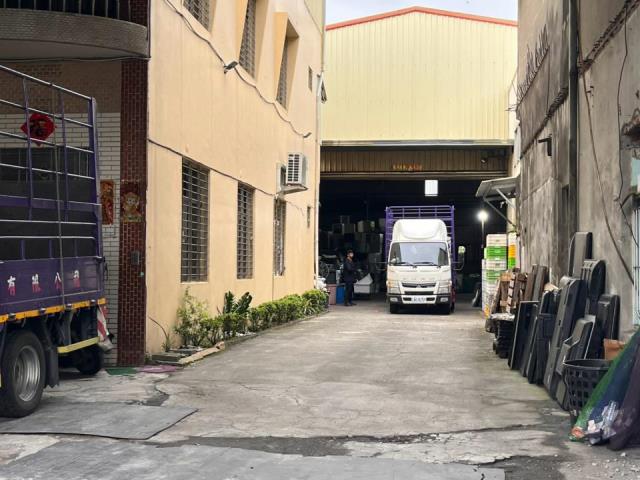 廠房衝姐大寮廠房可廠登廠房大寮廠房出售甲種