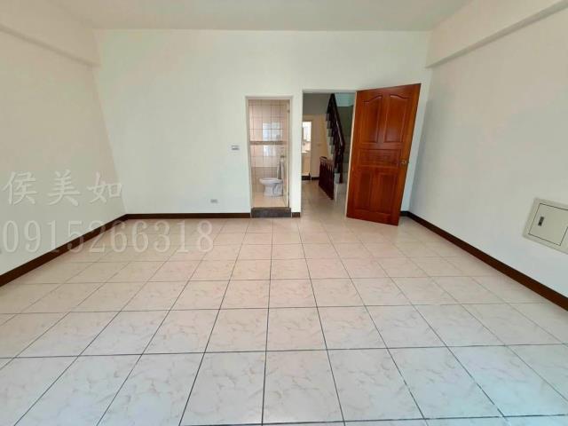 東區透天-11