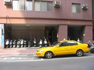 新北三重法拍大樓-5