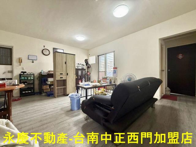 台南南區公寓-2