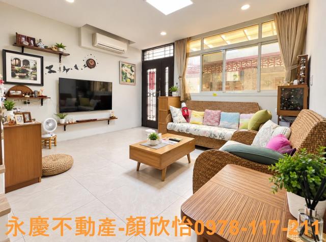 新竹市區巨城三民竹女高工透天換屋全新便宜超值四房