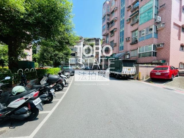 台北文山區法拍大樓-6