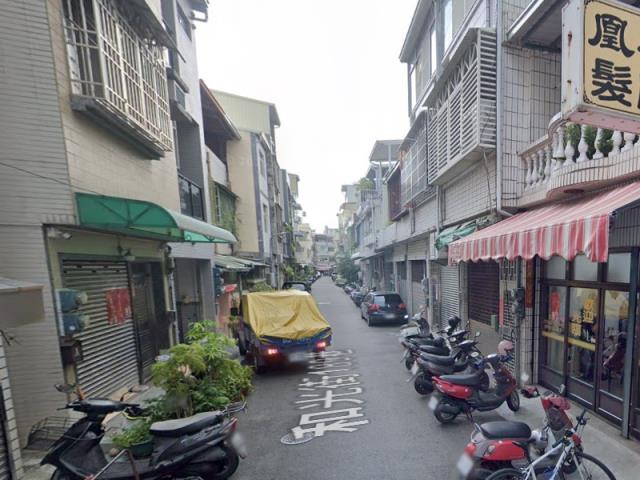楠梓法拍透天-2