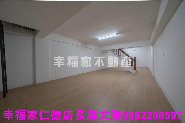 東區透天-13