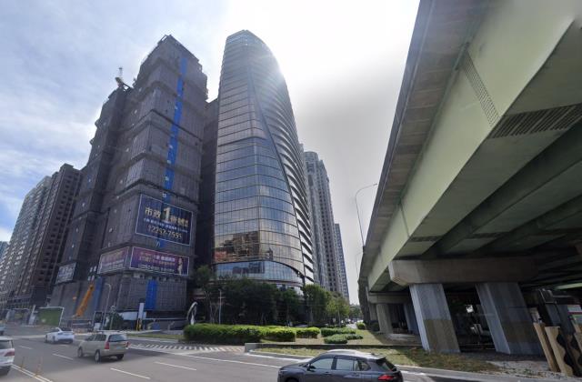 西屯區法拍屋臺灣大道三段台中TOP1環球經貿中心地標商辦優室