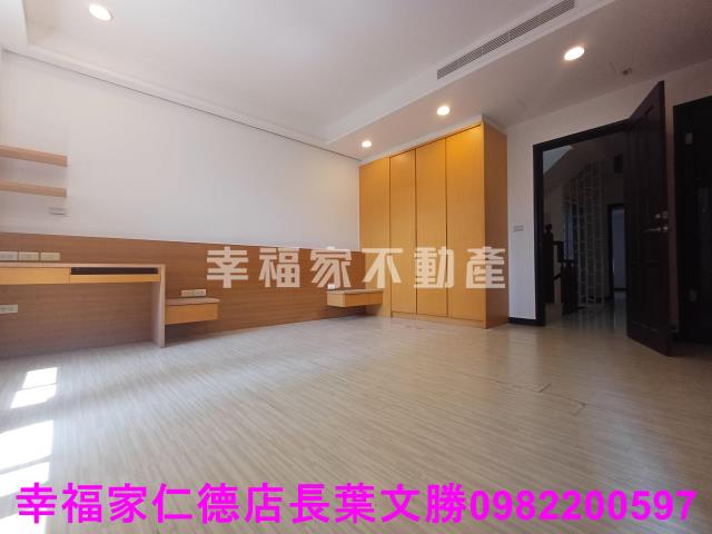 中西區透天-7