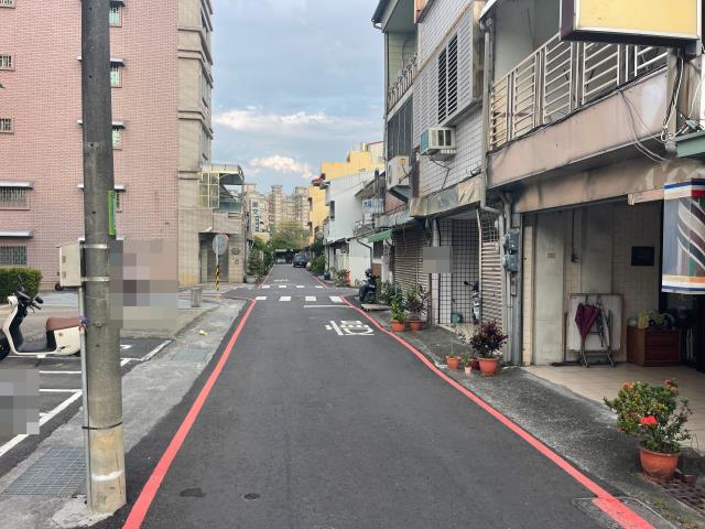 台南東區透天-13