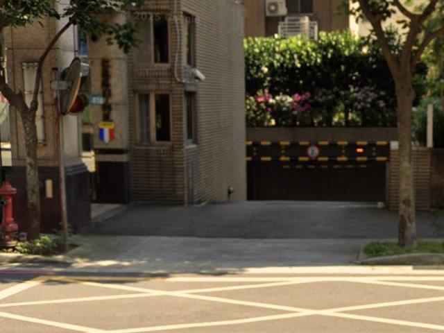 新北大樓法拍-8