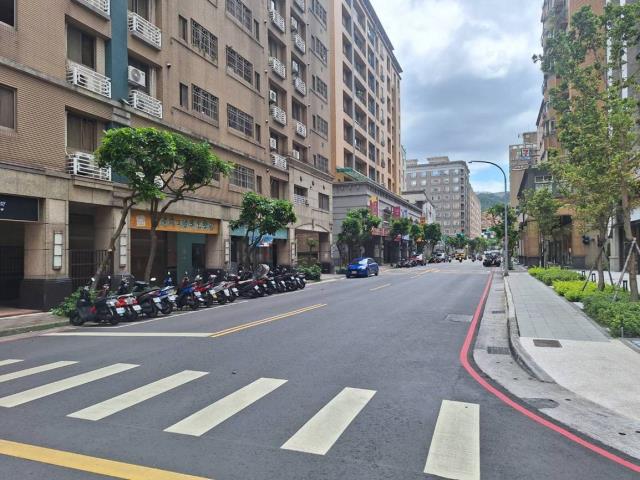 新北大樓法拍-10